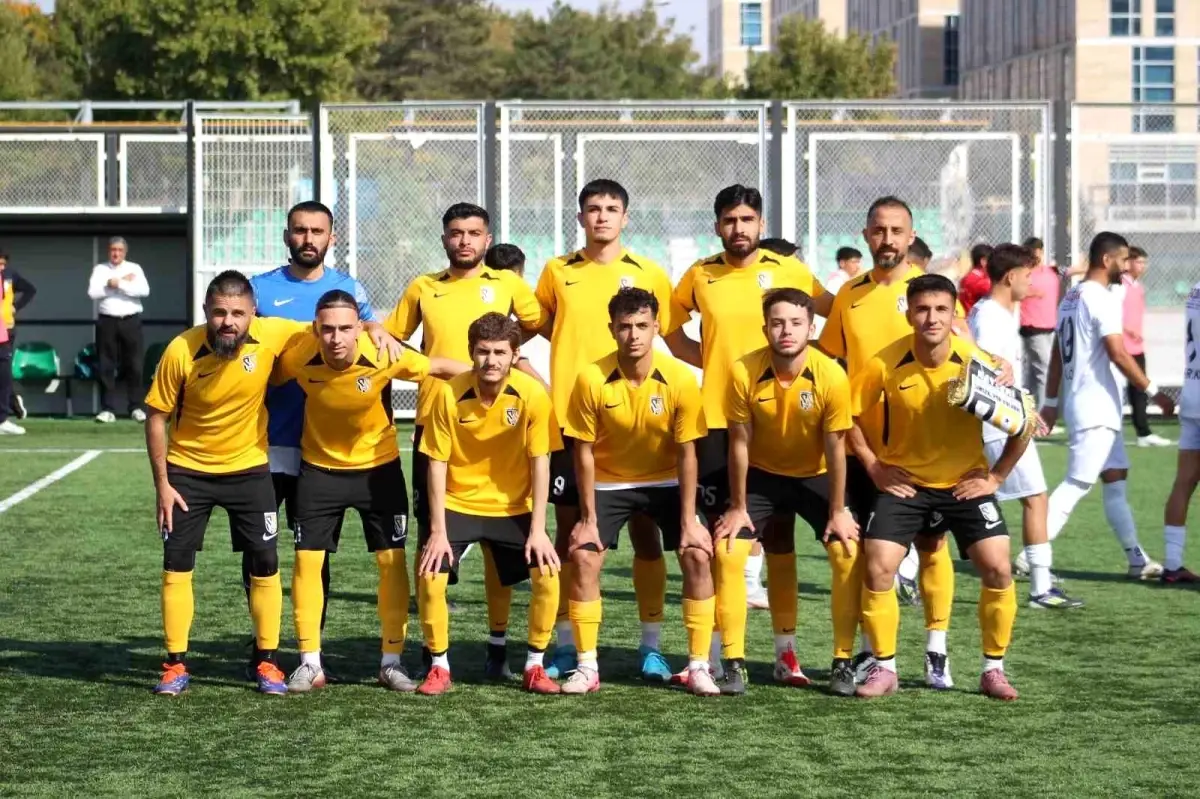 Kocasinan Şimşekspor, Kahta 02spor\'a 4-0 Yenildi