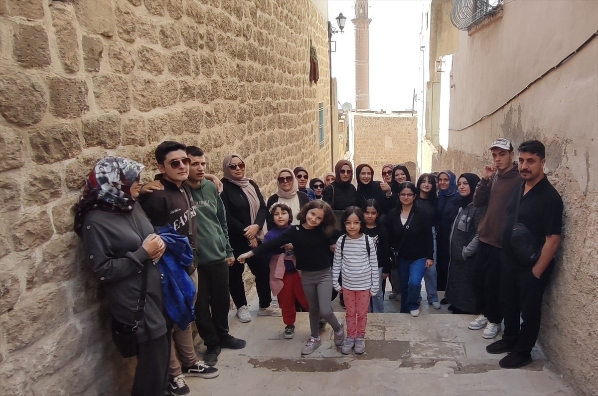 Otizmli Çocuklar Diyarbakır ve Mardin\'i Gezdi