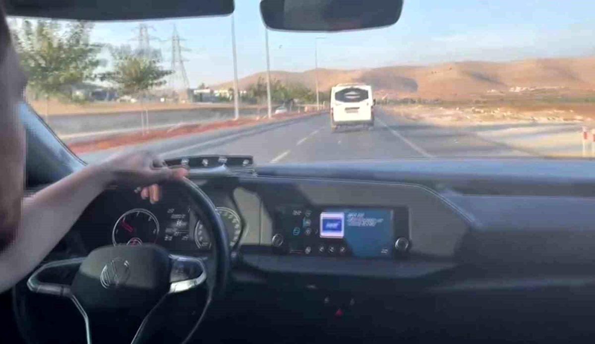Şanlıurfa\'da 645 Kaçak Cep Telefonu Ele Geçirildi