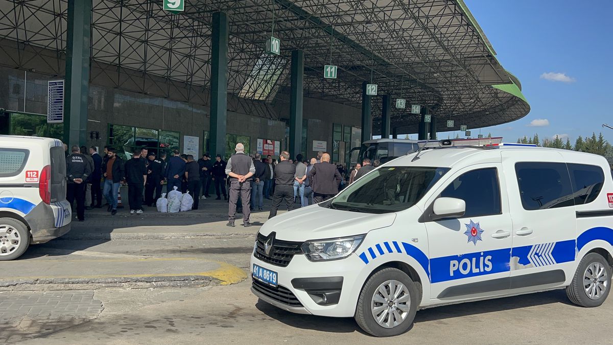 Kocaeli\'de Tabancayla Ateş Açan Şüpheli Vuruldu