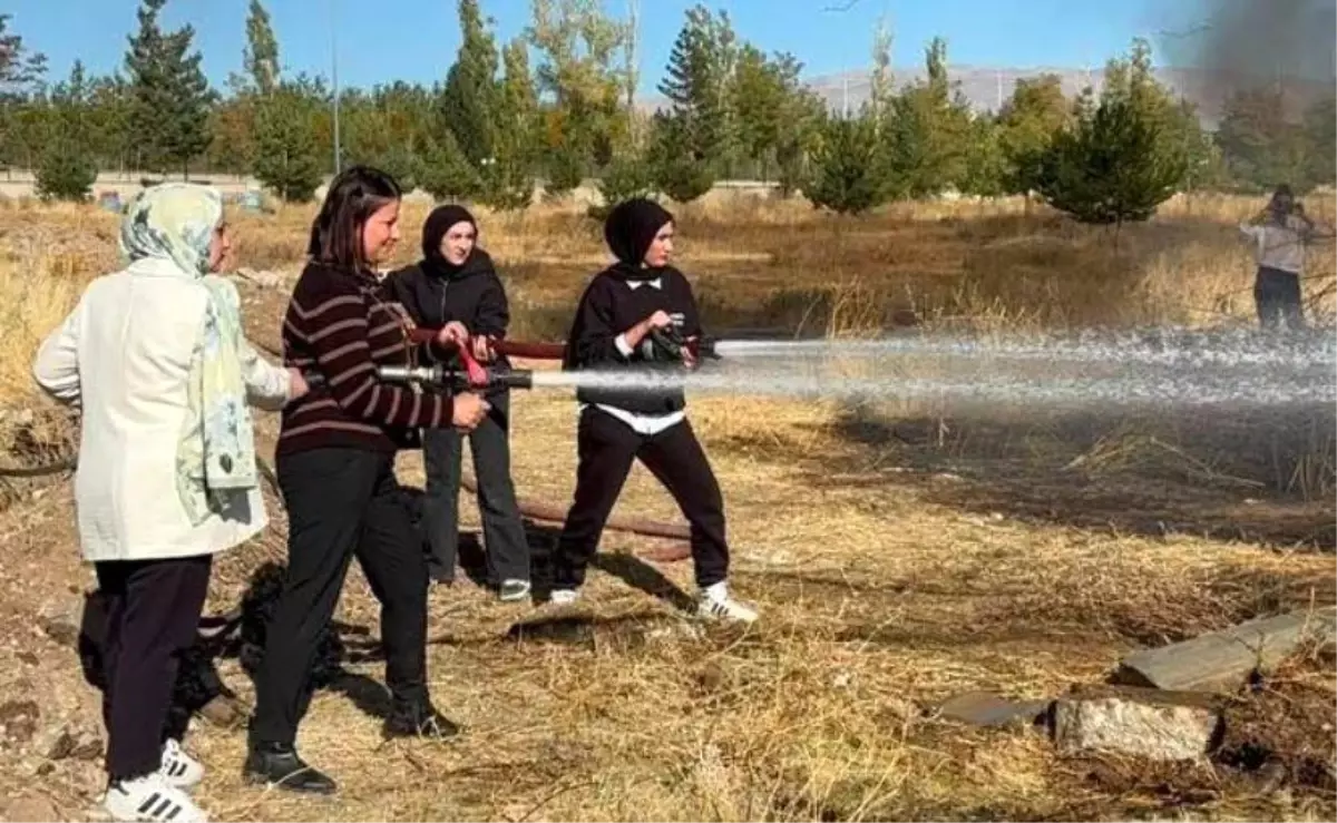 Patnos\'ta Yangın Eğitimi