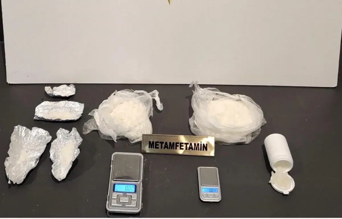 Samsun\'da Eş Zamanlı Uyuşturucu Operasyonu