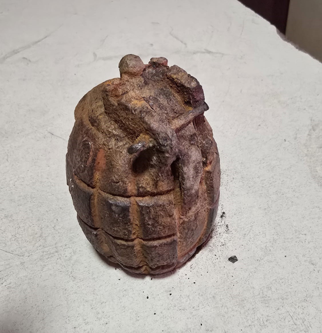 10 yaşındaki çocuk tarlada buldu, özel kıyafetli ekipler alarma geçti