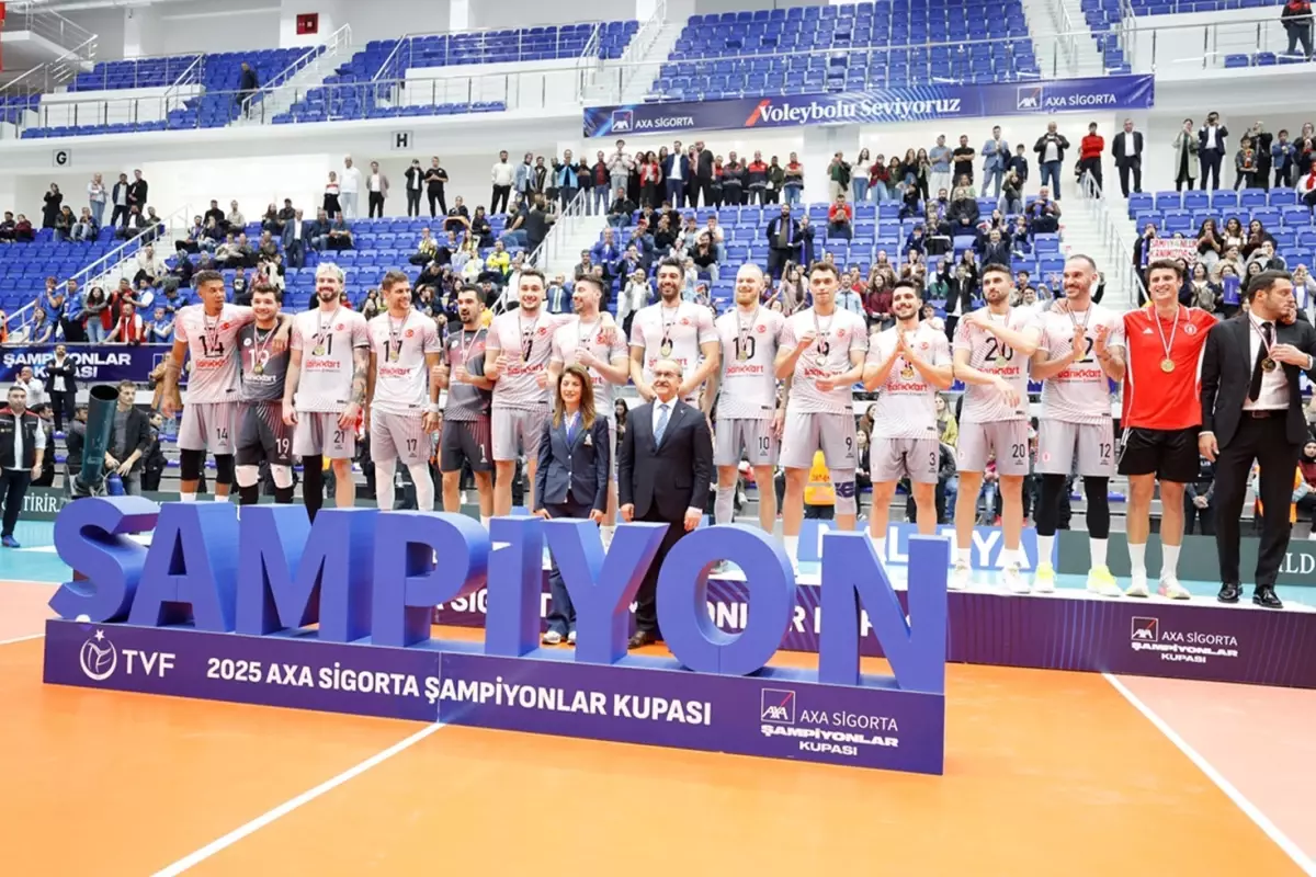 2025 Voleybol Erkekler AXA Sigorta Şampiyonlar Kupası şampiyonu Ziraat Bankkart