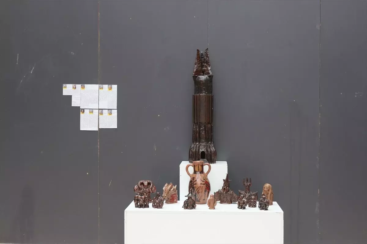 İshak Paşa Sarayı\'nda Seramik Sergisi Açıldı