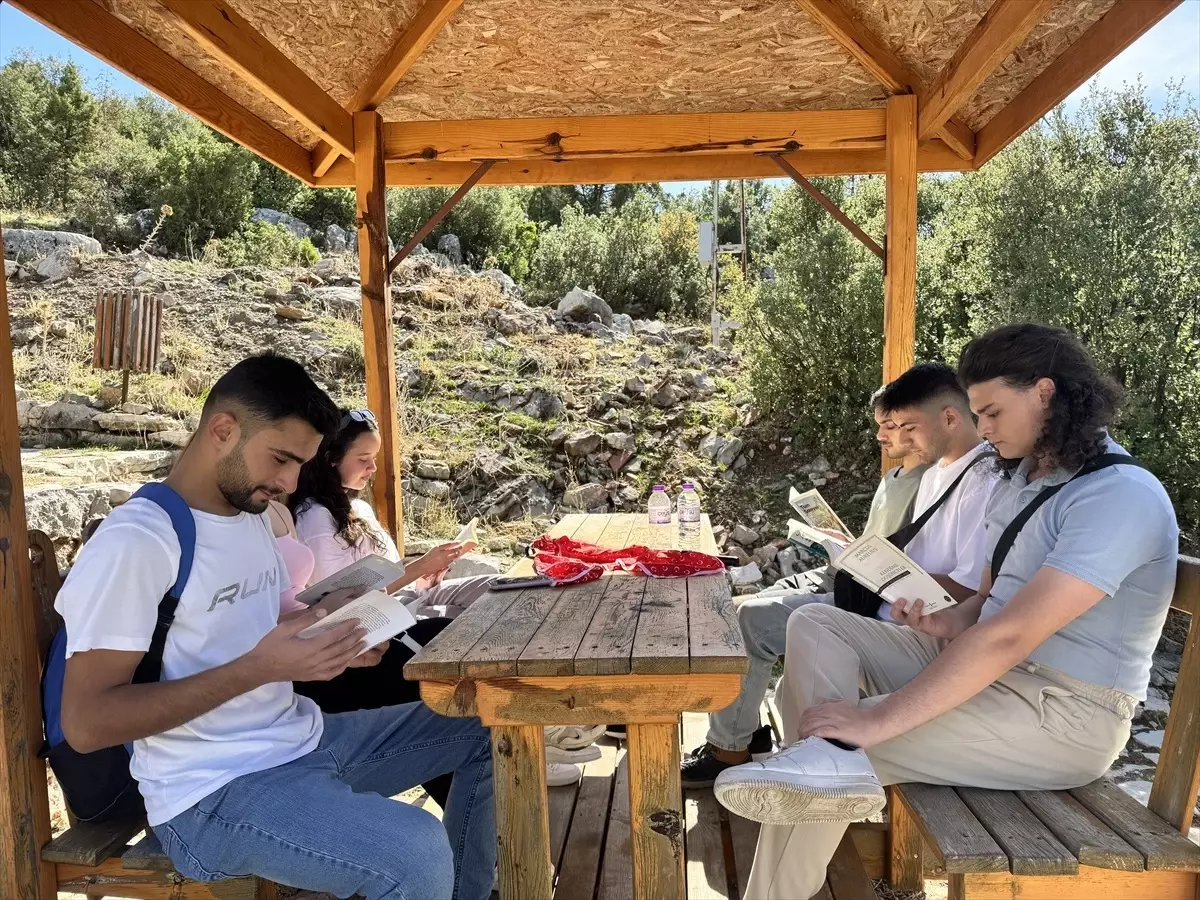 Akseki\'de Göç-Kervan Yolu Yürüyüşü