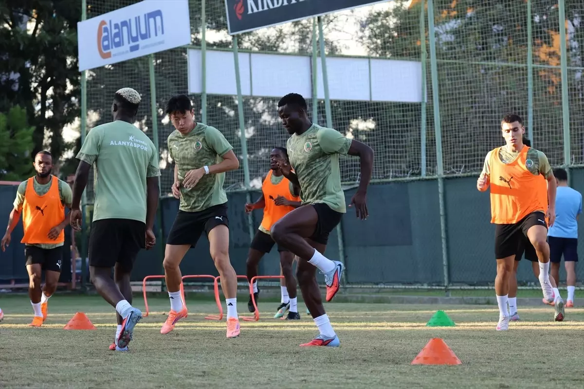 Alanyaspor Kocaelispor Maçı Hazırlıklarına Başladı