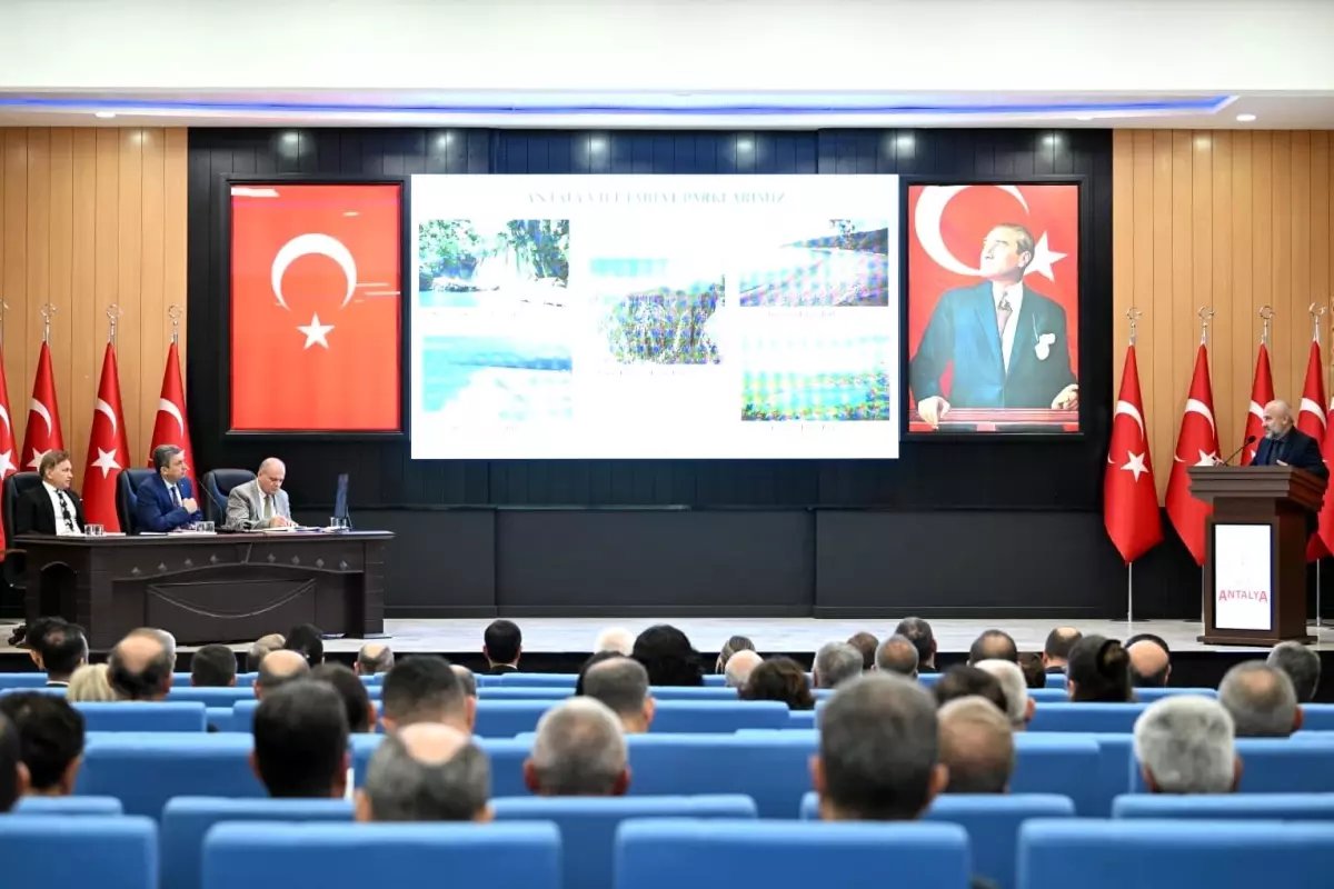 Antalya 2025 Yılı Koordinasyon Toplantısı\'nda Yatırımlar Değerlendirildi