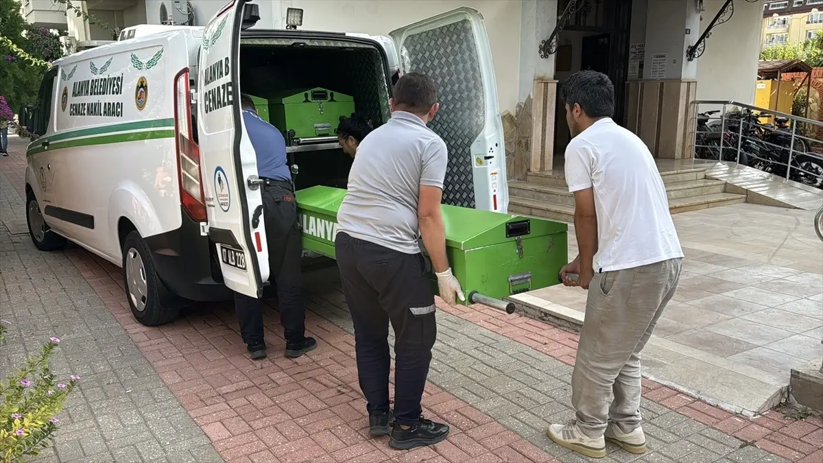 Alanya\'da Yabancı Uyruklu Adam Ölü Bulundu