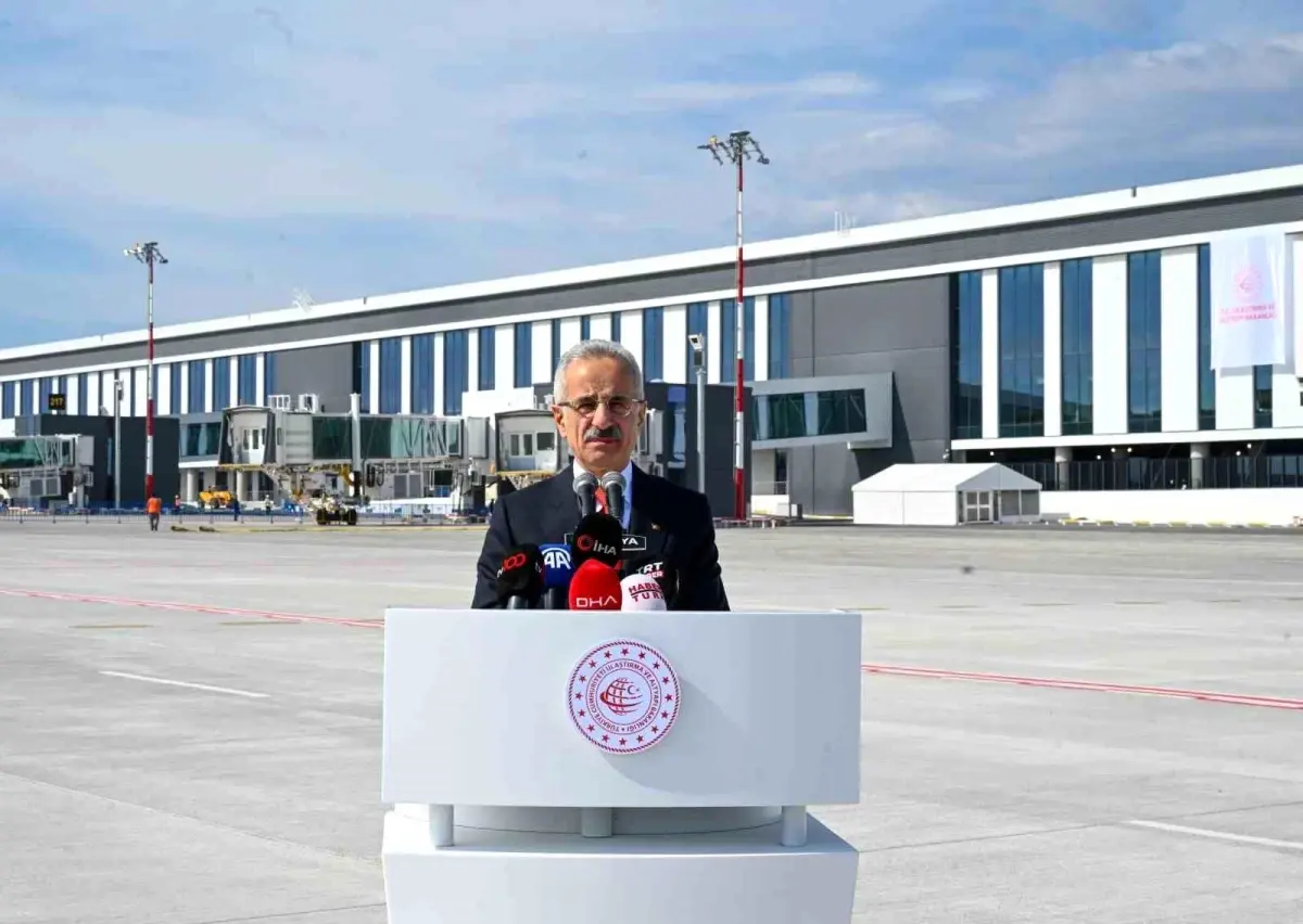 Antalya Havalimanı\'na Yeni Hava Trafik Kulesi