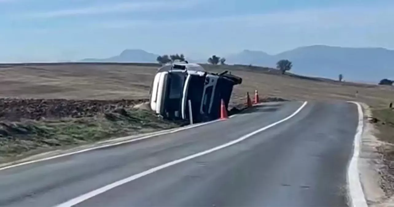 Yem Kamyonu Tırmandı, Sürücü İyi
