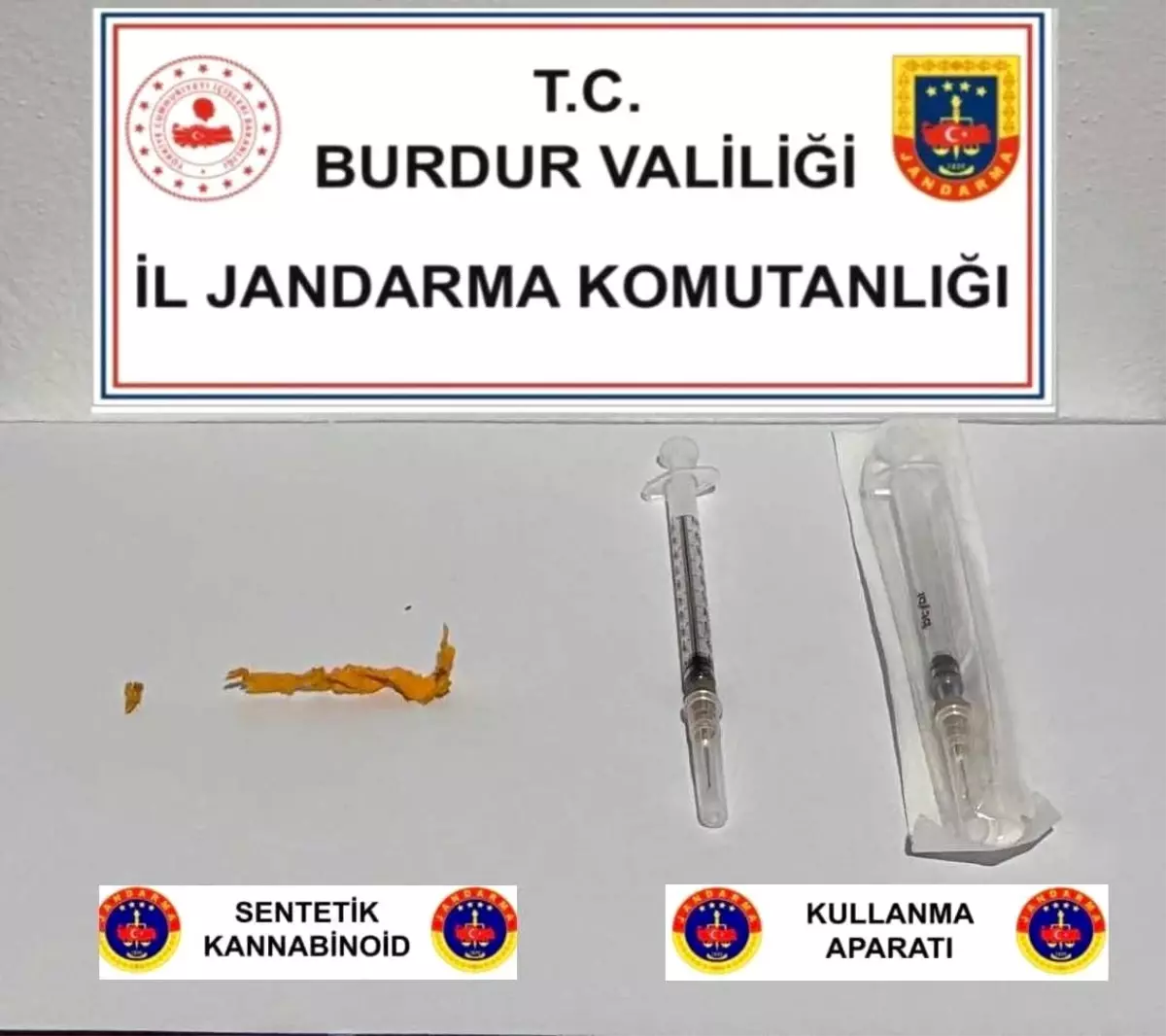 Burdur\'da Uyuşturucu Operasyonu: 5 Gözaltı