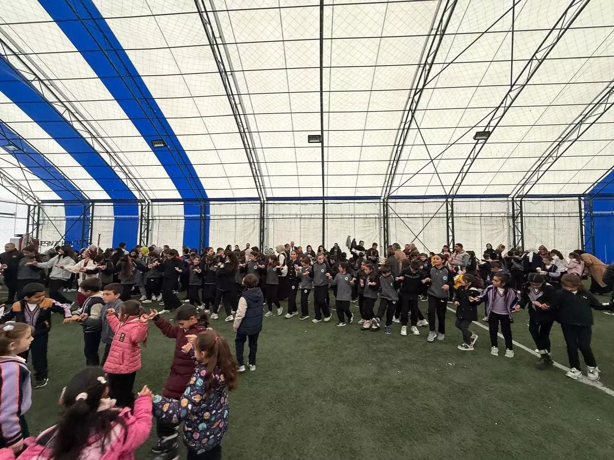 Çıldır İlkokulu\'ndan Gazze İçin Dayanışma