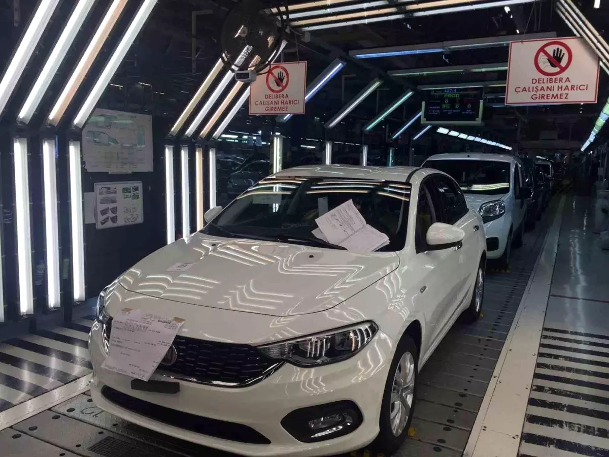 Bursa\'da Fiat Egea ve Doblo Üretimi Devam Edecek