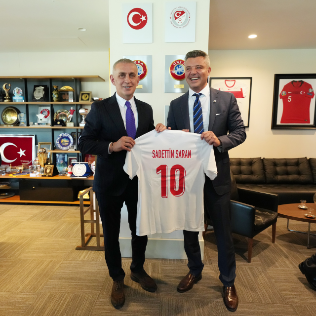 Fenerbahçe'de TFF'ye sürpriz ziyaret! Hacıosmanoğlu'ndan ne istediklerini açıkladılar