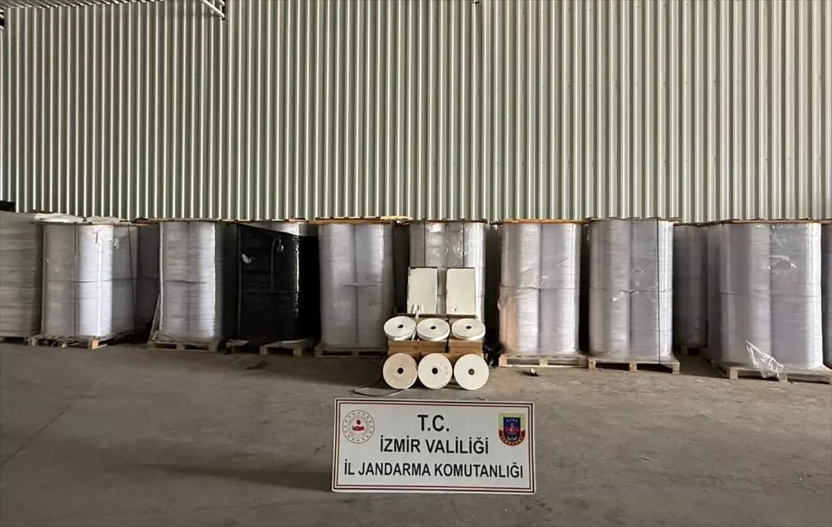 Menderes\'te Kaçak Sigara Operasyonu