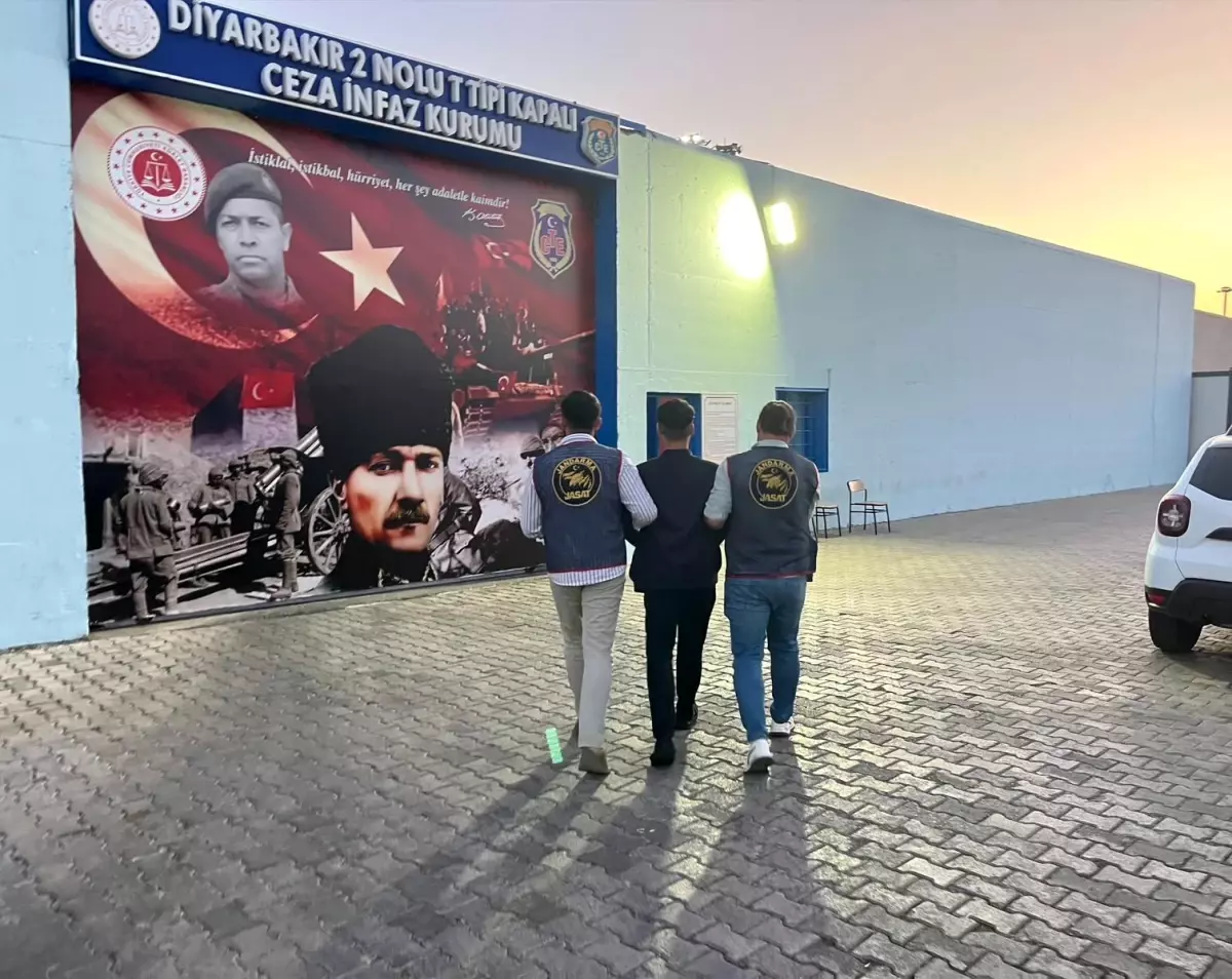 Diyarbakır\'da 64 Suçlu Yakalandı