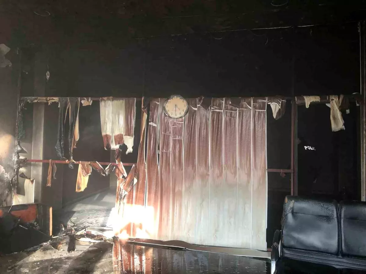 Aydın\'da İş Yerinde Yangın: Yangın Kontrol Altına Alındı