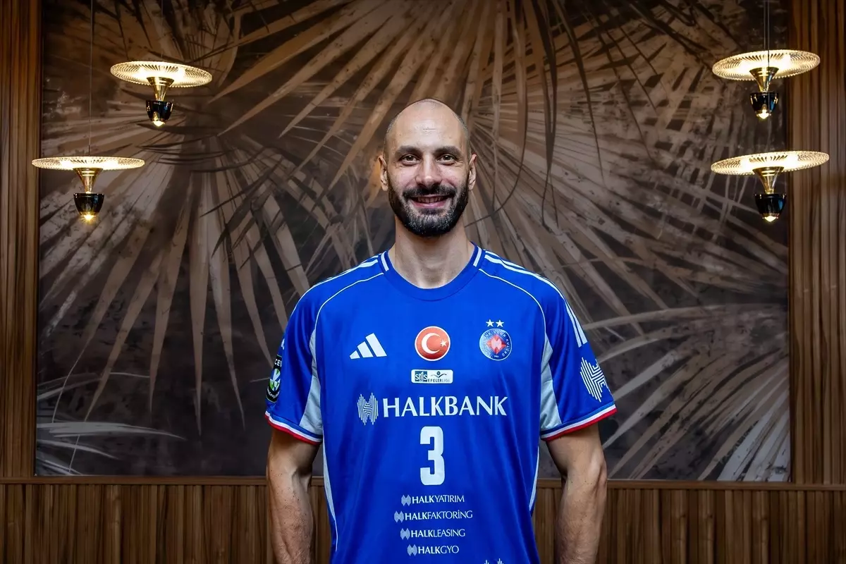 Halkbank\'ta Matey Kaziyski Dönüşü