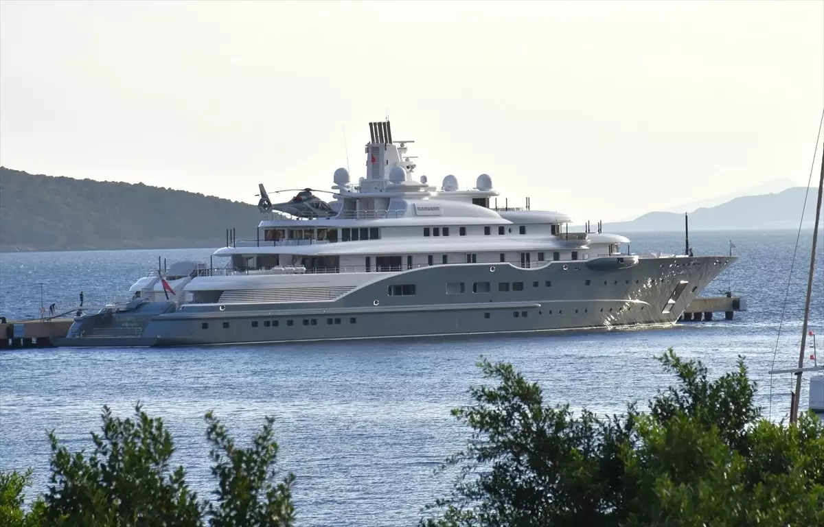 Dünyanın En Büyük Yatlarından Biri Bodrum\'da
