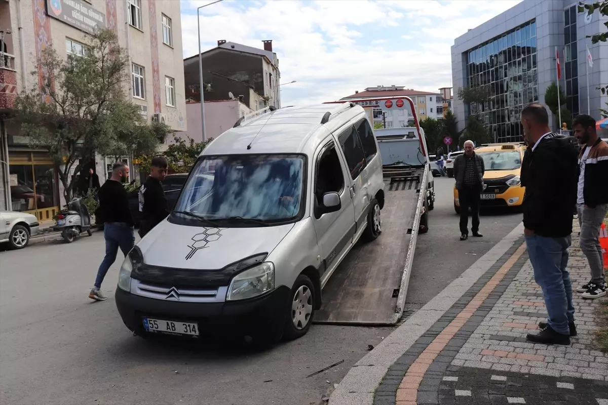 Ünye\'de Trafik Kazası: 1 Yaralı