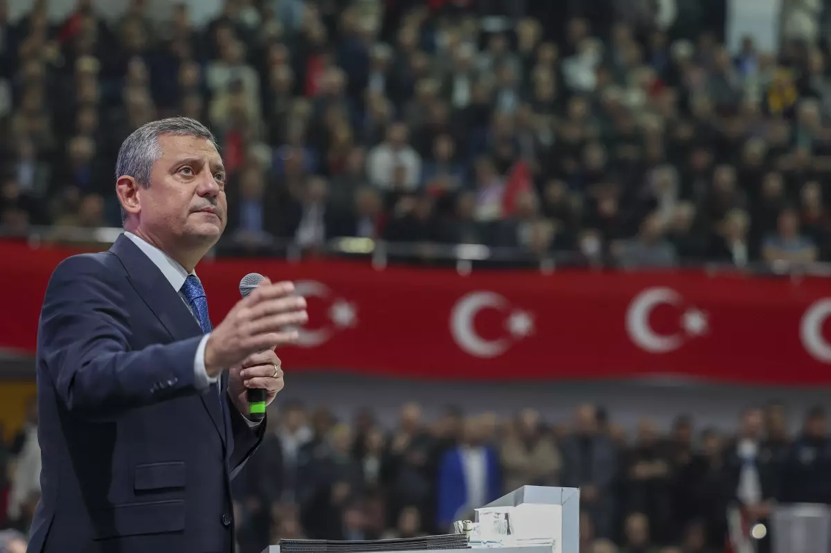 Özgür Özel: Sırf bizi çıldırtmak için dört teğmeni ordudan ihraç ediyorlar