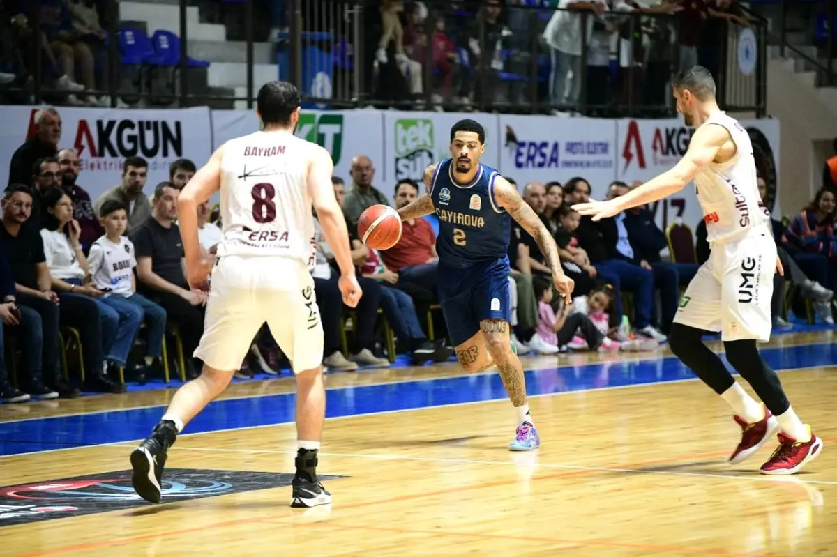 Çayırova Belediyesi, Bandırma\'yı Mağlup Ederek Namağlup Liderliğini Sürdürüyor