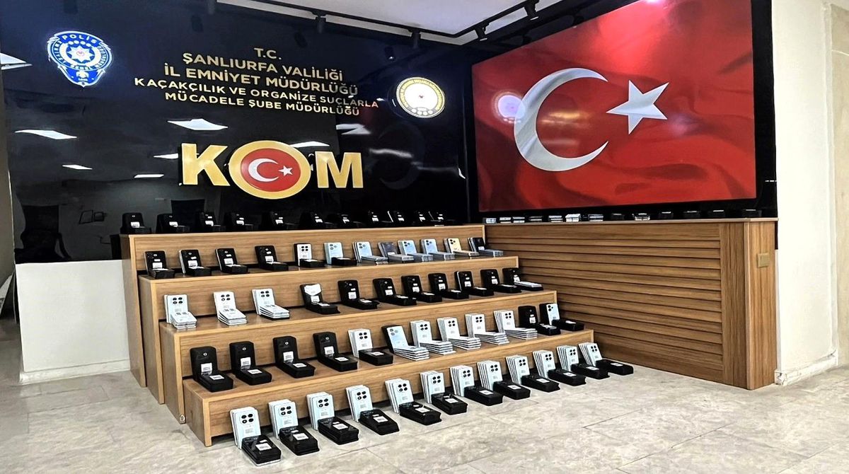 Şanlıurfa\'da Kaçak Telefon Operasyonu