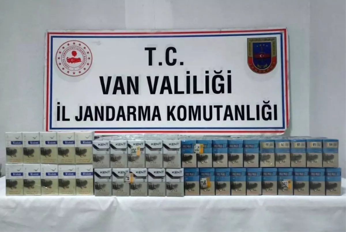 Van\'da 2.940 Paket Kaçak Sigara Ele Geçirildi