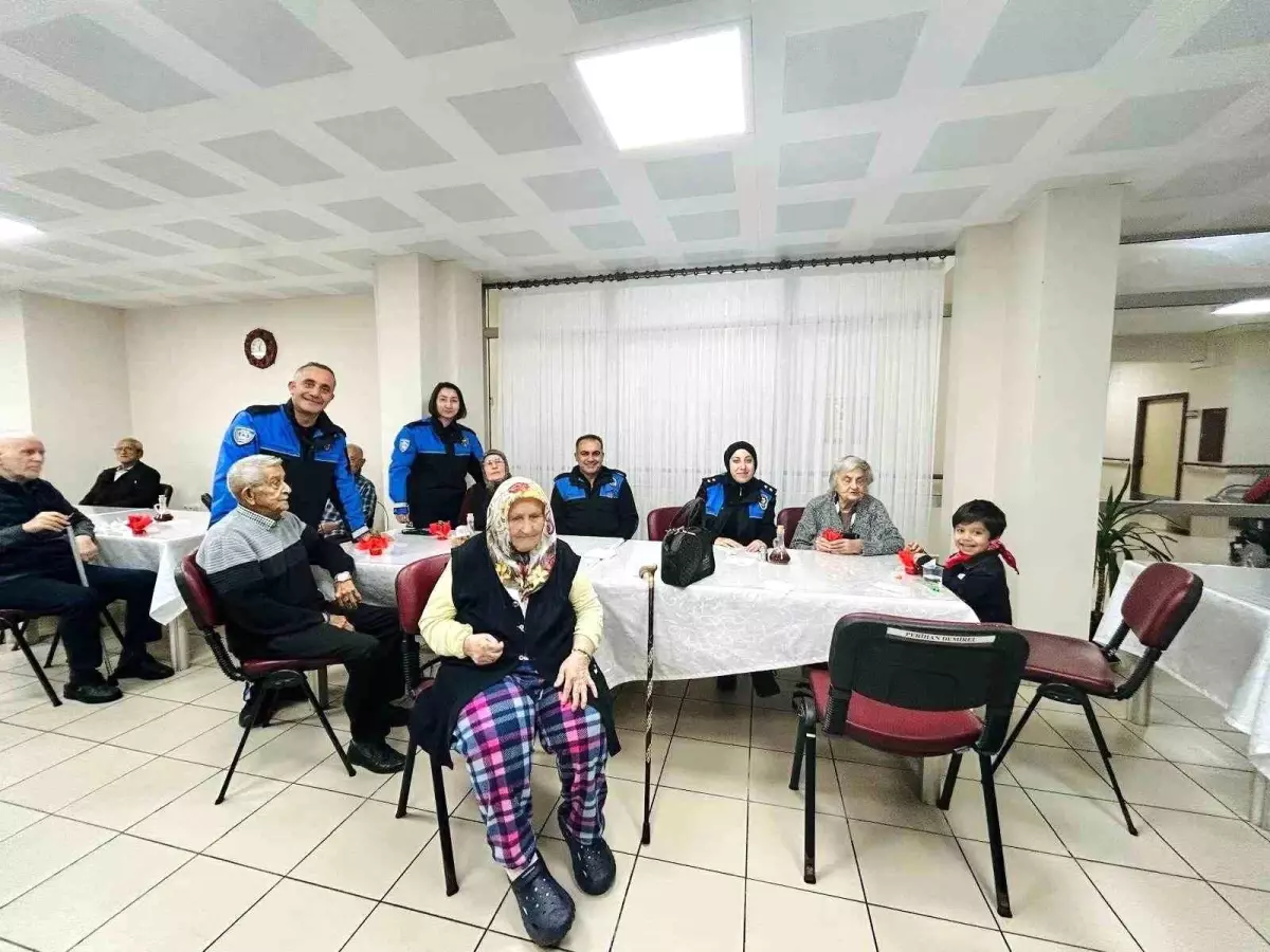 Polis Huzurevi Sakinleriyle Buluştu