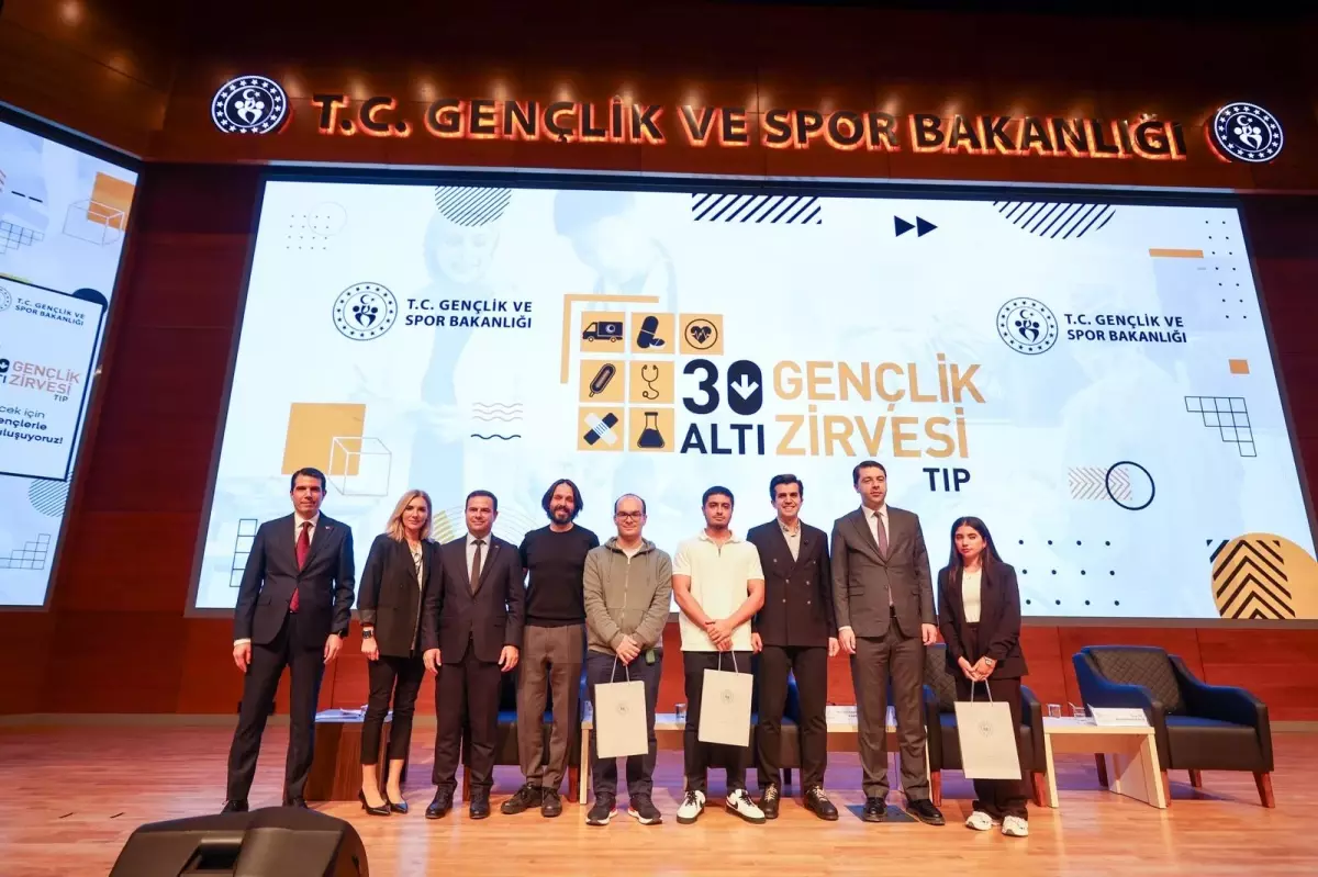30 Altı Gençlik Zirvesi Ankara\'da