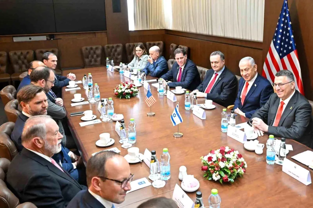 Vance ve Netanyahu\'dan Ortaklık Vurgusu