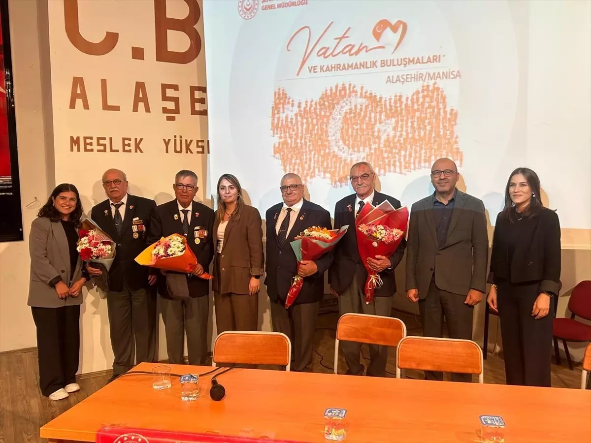 Gaziler ve Öğrencilerden Anı Paylaşımı