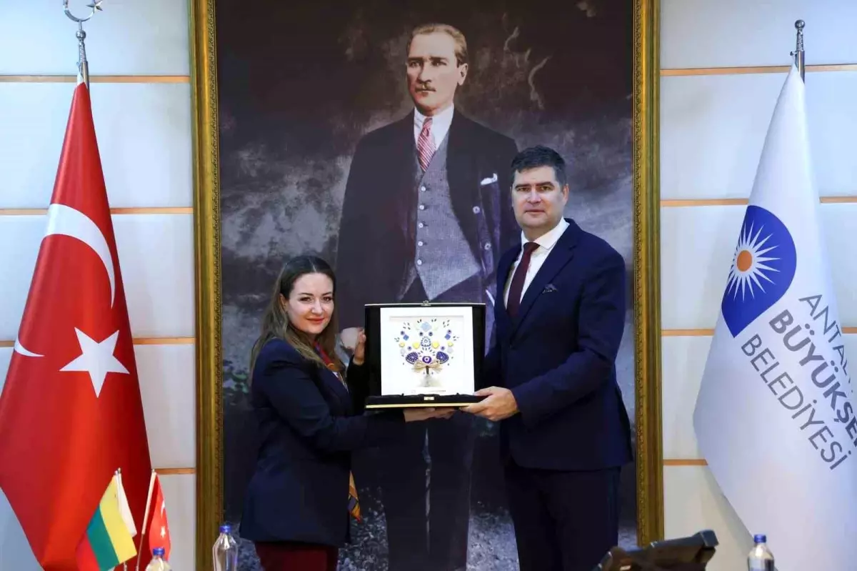 Litvanya Heyeti, Antalya\'da İklim Finansmanı ve Sürdürülebilir Enerji Konularında Görüşmeler Yaptı