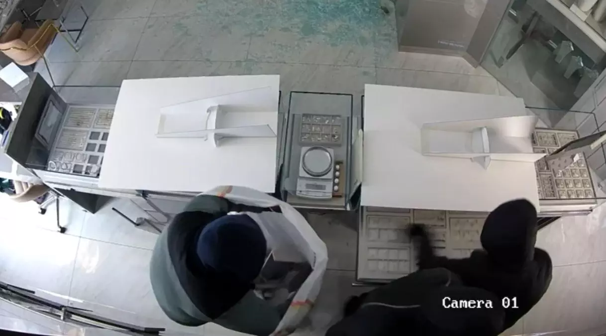 Başakşehir\'de Gece Soygunu