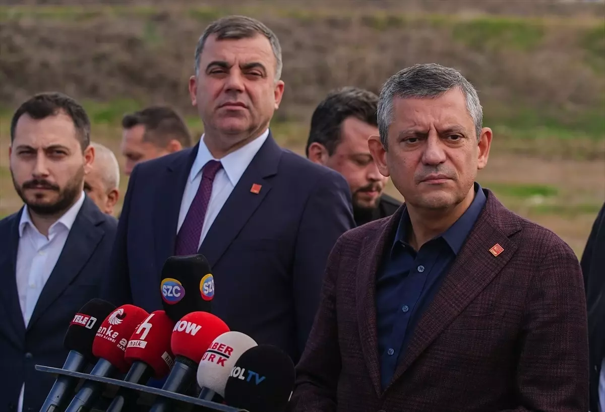 CHP Genel Başkanı Özel, Marmara Kapalı Ceza İnfaz Kurumu önünde konuştu Açıklaması