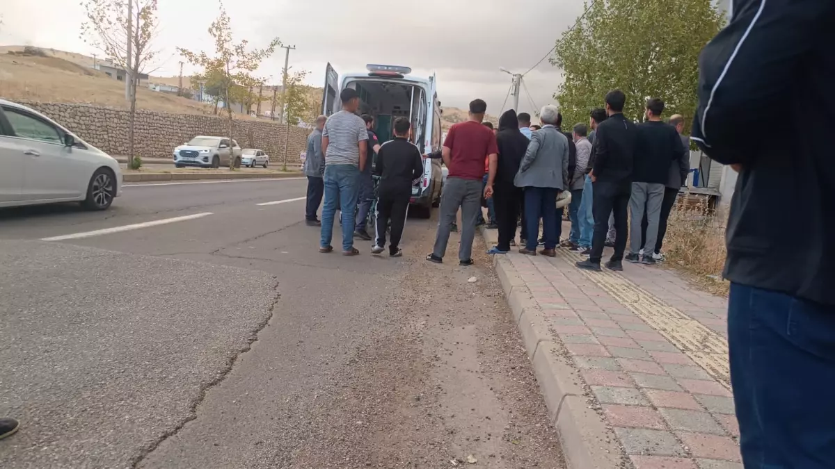 Diyarbakır\'da Dere Kenarında Erkek Cesedi Bulundu