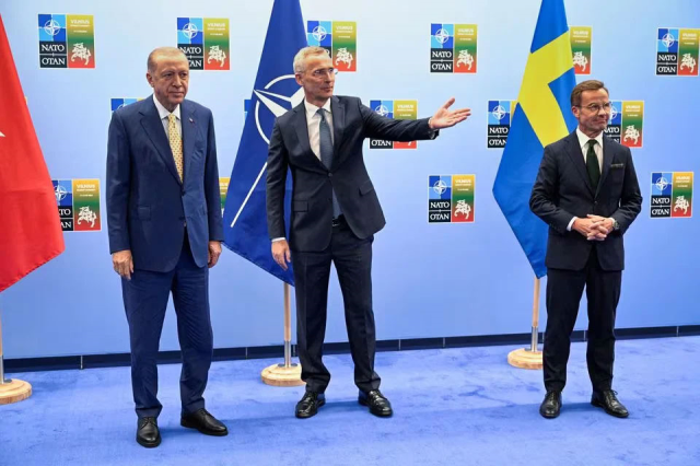 Eski NATO Genel Sekreteri Stoltenberg, kitabında Cumhurbaşkanı Erdoğan'la anılarına geniş yer verdi Açıklaması Eski NATO Genel Sekreteri Stoltenberg, kitabında Cumhurbaşkanı Erdoğan'la anılarına geniş yer verdi Açıklaması