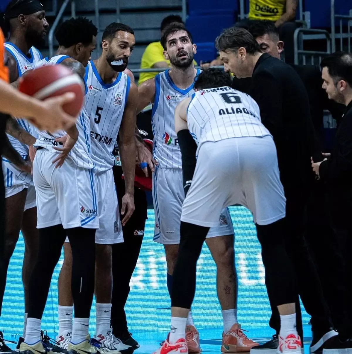 Petkimspor, AEK\'ya Yenildi