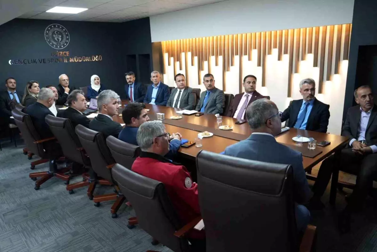 Düzce\'de Spor ve Eğitimde İş Birliği Toplantısı