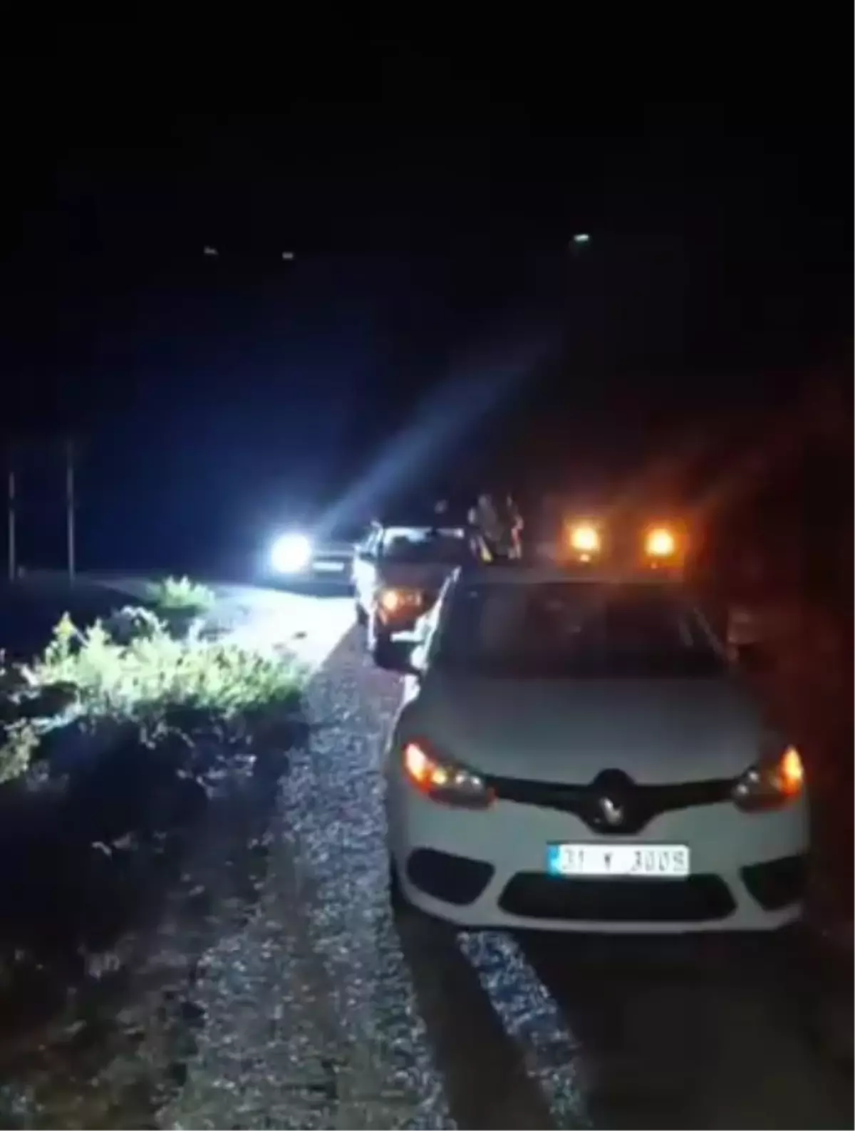 Yayladağı\'nda Sağanak Yağış Heyelanlara Neden Oldu