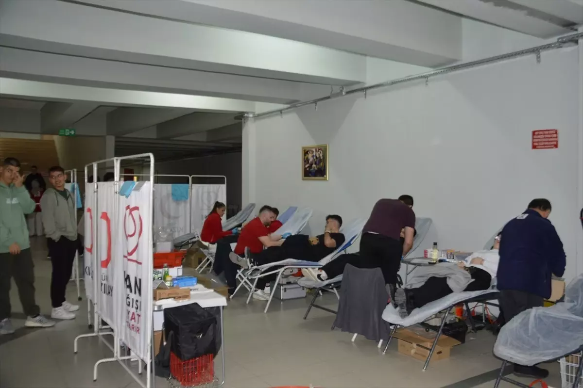 Kızılay\'dan Havza MYO Öğrencilerine Kan Bağışı Kampanyası