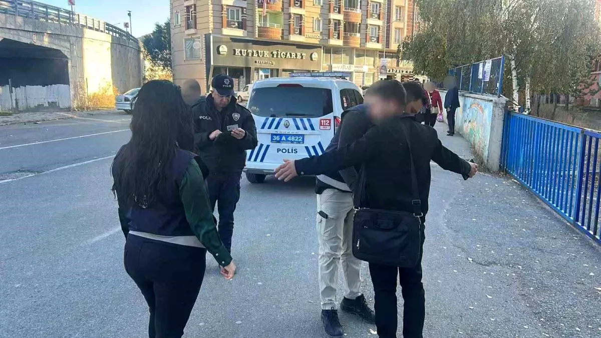 Kars\'ta Okul Güvenliğine Yoğun Denetim