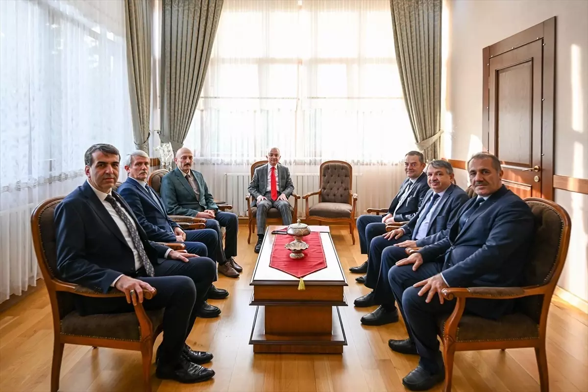 Kırklareli Valisi\'nden Eğitim Ziyareti