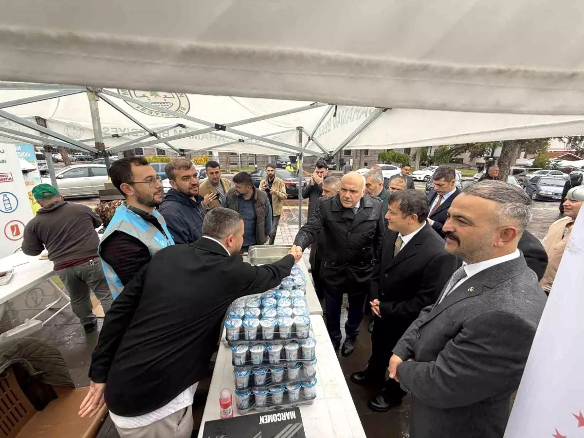 Kızılcahamam\'dan Gazze\'ye Kardeşlik Köprüsü Hayır Etkinliği Düzenlendi