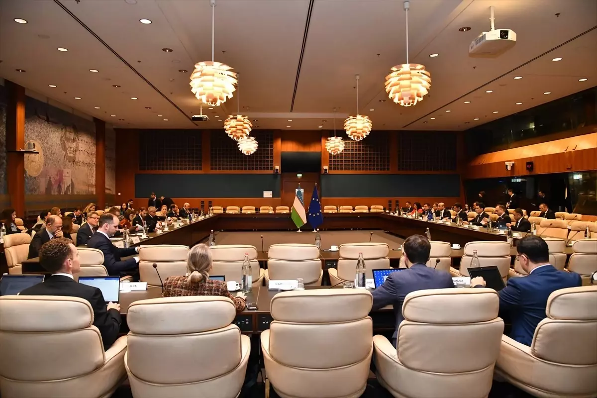 Özbekistan-AB İşbirliği Toplantısı Lüksemburg\'da