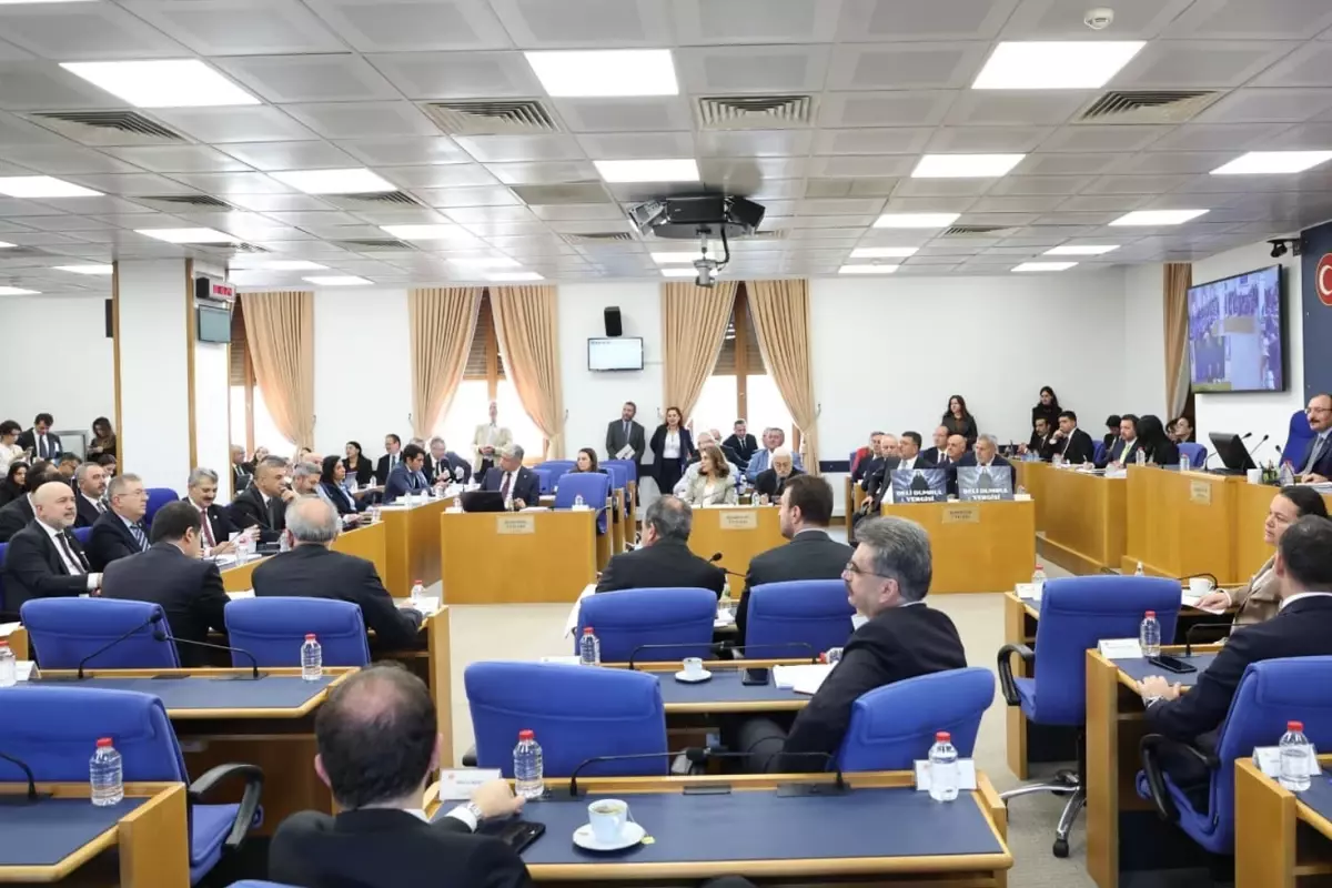 MHP\'li vekilden AK Parti\'ye muhalefet! Meclis\'teki düzenlemeye itiraz var