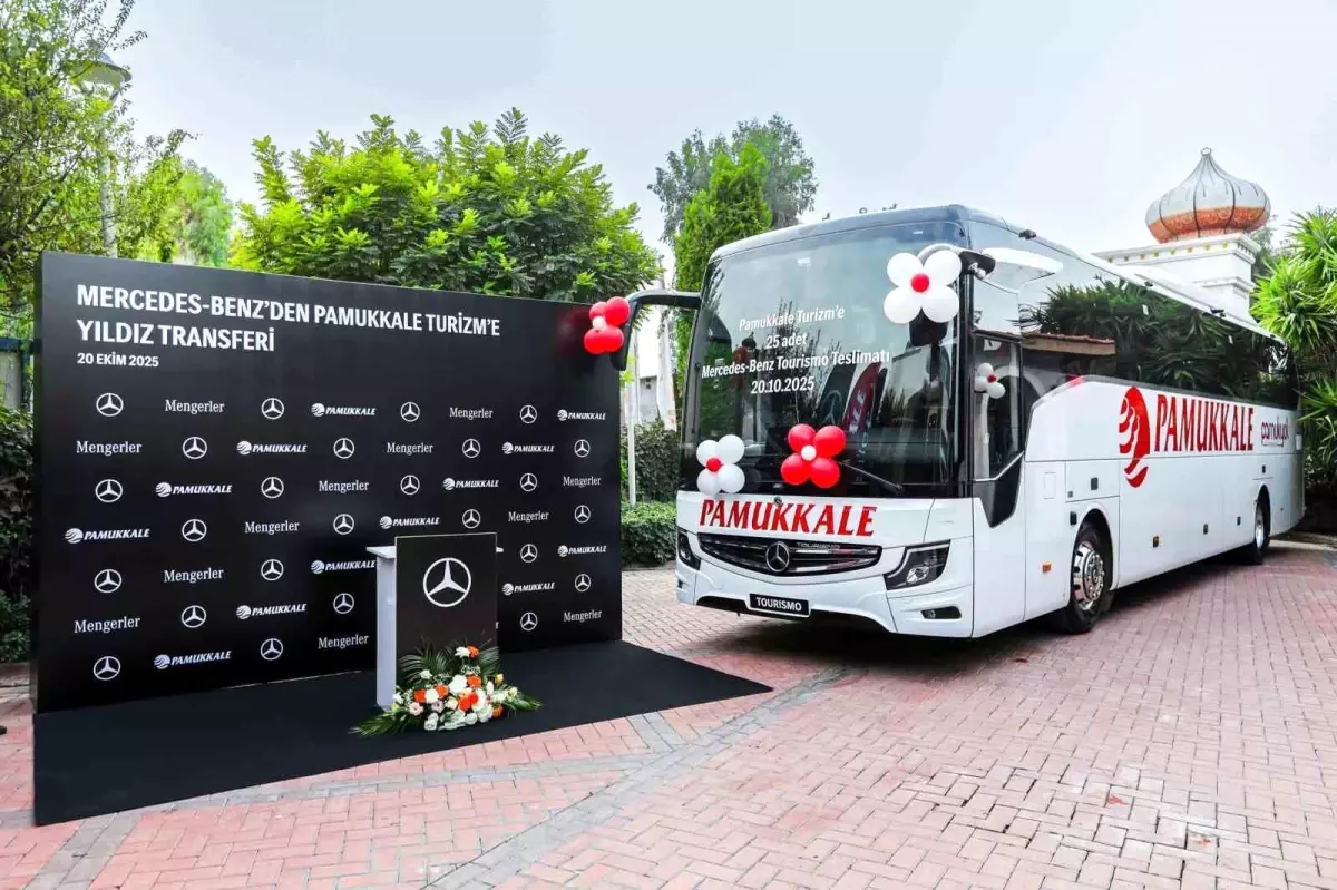 Pamukkale Turizm\'e 25 Yeni Mercedes-Benz Otobüs