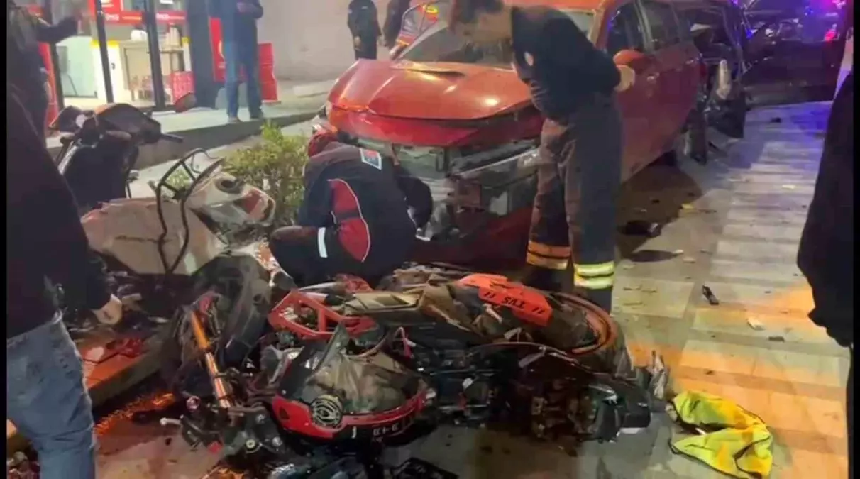 Çerkezköy\'de Zincirleme Kaza: 2 Yaralı