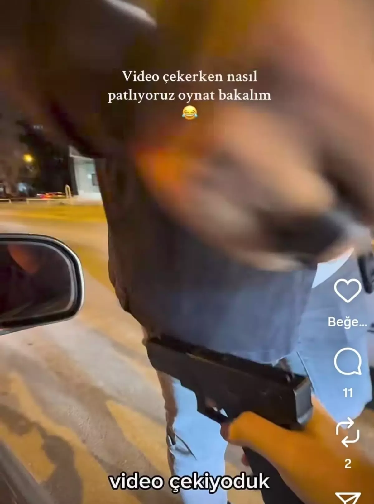 Silahla "şaka" videosu çeken gençler polisi karşısında görünce donup kaldı